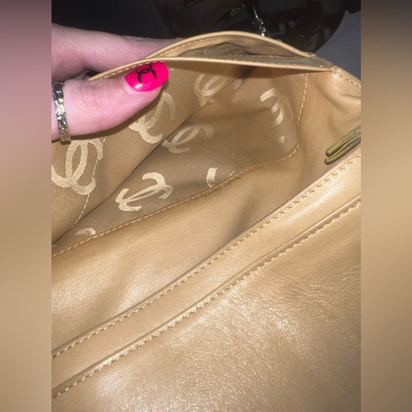 Chanel Caviar Long Wallet on Chain w/COA - Picture 8 of 10